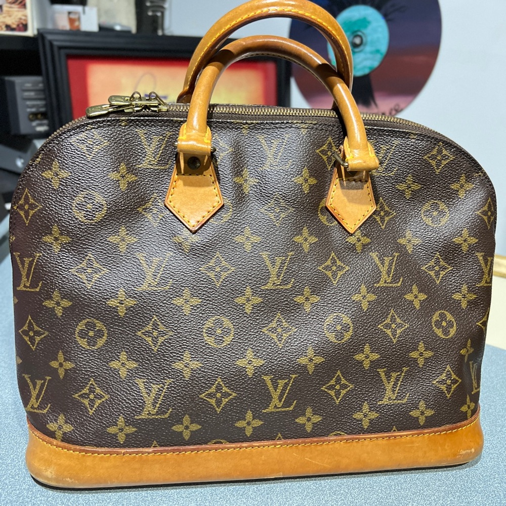Louis Vuitton Monogram Alma PM